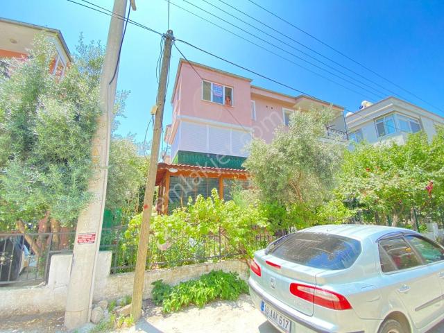 İzmir Seferihisar Ürkmez Merkez De Satılık 2+1 Daire