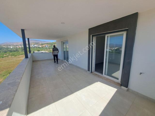 İzmir Seferihisar Ürkmez Merkez De Satılık 4+1 Dublex Daire