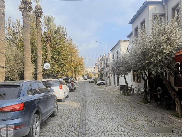 İzmir Selçuk Kalinger Cad Ticari Ruhsatlı Satılk 2 Bağımsz Daire