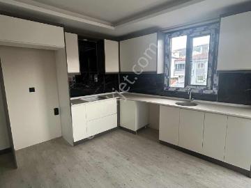 İzmir Selçuk'ta 2+1 Sıfır Kiralık Aslanlı Havuzda Merkezde