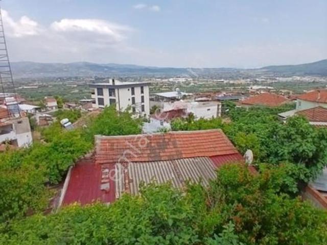 İzmir Torbalı Çapak Köyünde 630m2 Arsa İçinde 2katlı Ev Satılık