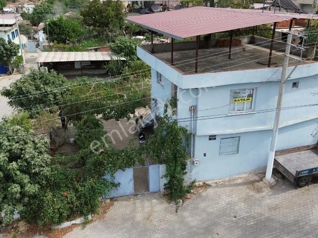 İzmir Tire Sb Emlak'tan Büyükkale Mahallesinde Köy Evi