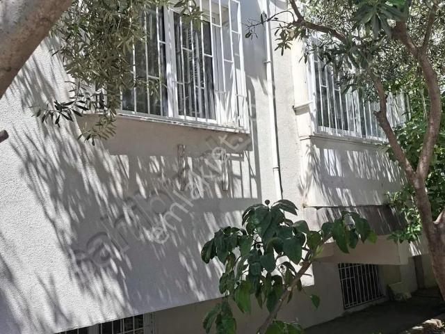 İzmir'in En Güzel Semti Bornova'da Merkeze Yürüme Mesafesi 3+1