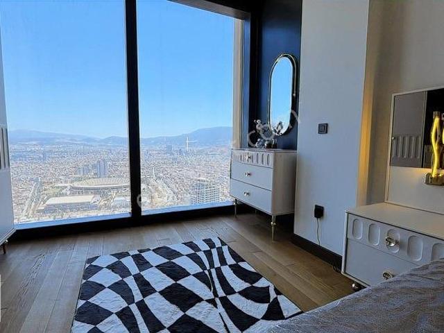 İzmirin En Prestijli Rezidansında Kiralık 1+1 Mobilyalı Daire
