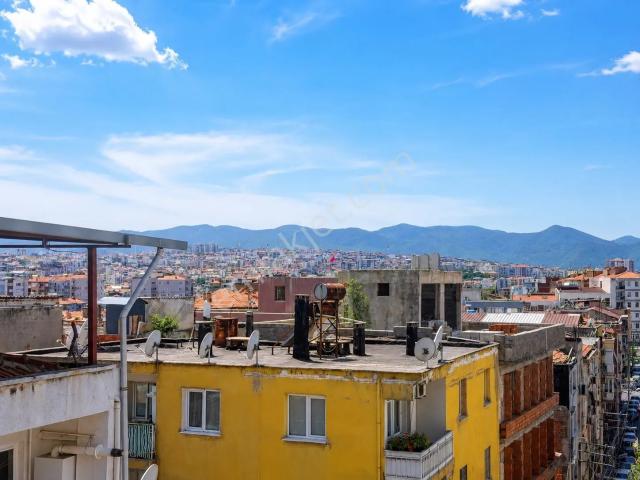 İzmirpark Avm Eşrefpaşa Cadde Yakını Kiralık Daire 2+1