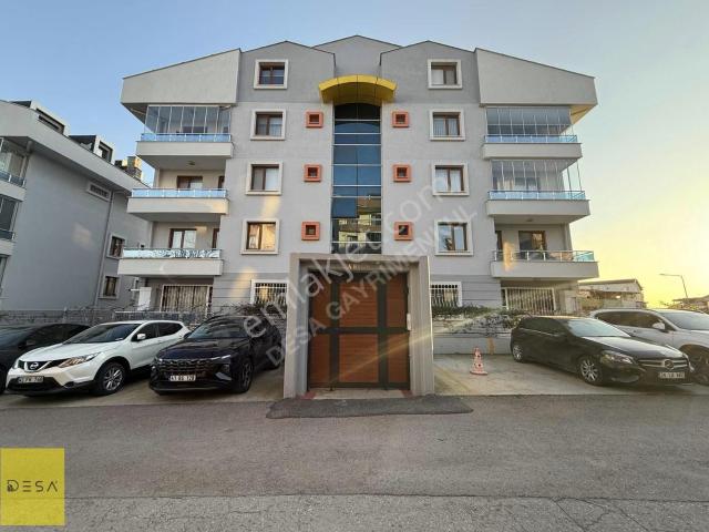 İzmit Bağçeşme De Site İçersinde 3+1 Ara Kat Daire