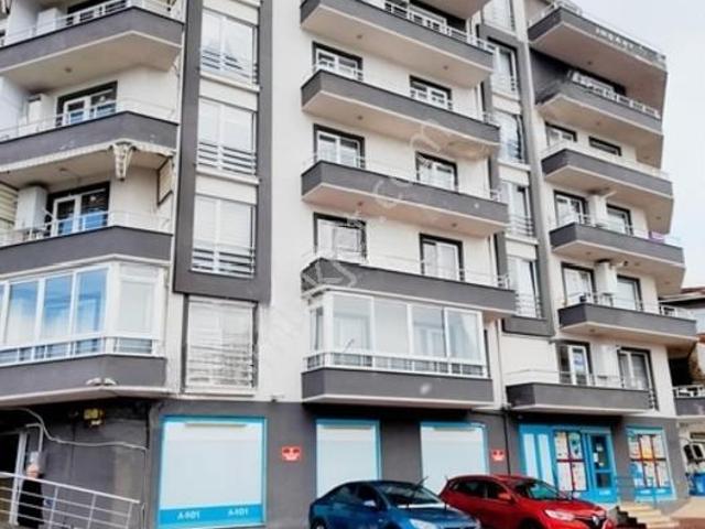 İzmit Şehir Merkezinde Net 100 M2 2+1 Kiralık Daire