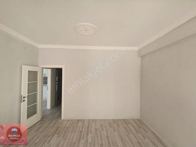 İzmit Mehmetali Paşa Mah. Manzaralı Önü Kapanmaz 4+1 Çatı Dublex