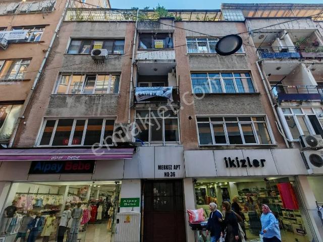 İzmit Merkez Full Yapılı 2+1 Ara Kat Satılık Daire