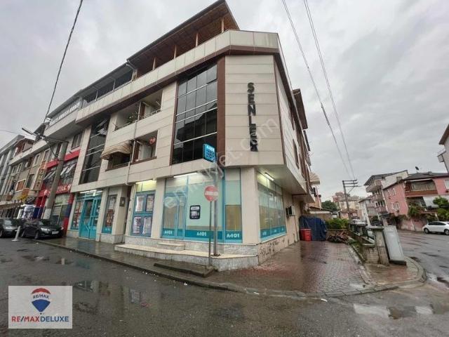 İzmit Merkez Üçyol'da 3+1 Arakat Kiralık Daire