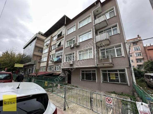 İzmit Merkezde Kiralık 3+1 Daire Yürüyüş Yolu Yakını