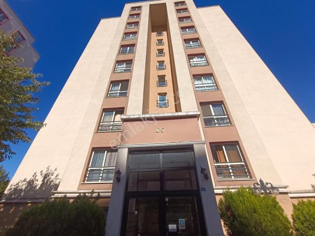 İzmit Merkezi Konum Kent Konut Sitesi 3. Etap 1+1 Kiralık. !