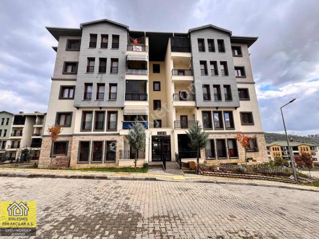 İzmit Sepetçi Toki Konutları 3+1 Arakat Daire
