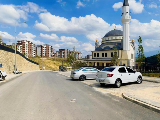 İzmit Sepetçi Tokide Doğa Manzaralı Kiralık 2+1 Daire