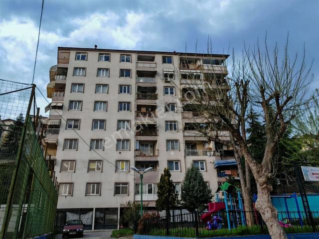 İzmit Serdar Mahallesi 2+1 Satılık Daire
