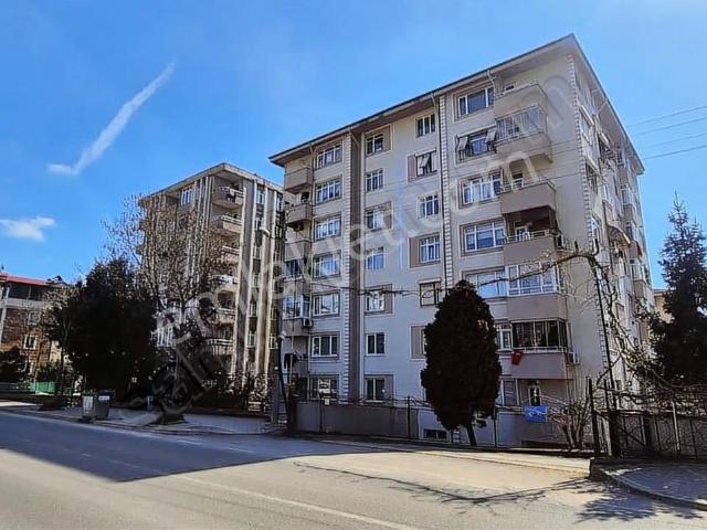 İzmit Plajyolun'da Balaban 1 'de 3+1 Arakat Daire