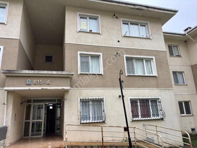 İzmit Toki 3 Katlı Binada Satılık 2+1 Daire