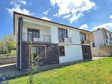 İzmit Çubuklu Osmaniye'de Müstakil Bahçeli 4+1 Kiralık Villa
