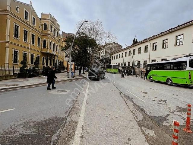 İzmit Veliahmet'te Tek Tapu 2 Daire 240m²