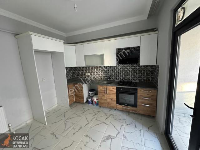 İznik Göl Konakları Sitesinde Satılık 3+1 Giriş Kat Daire