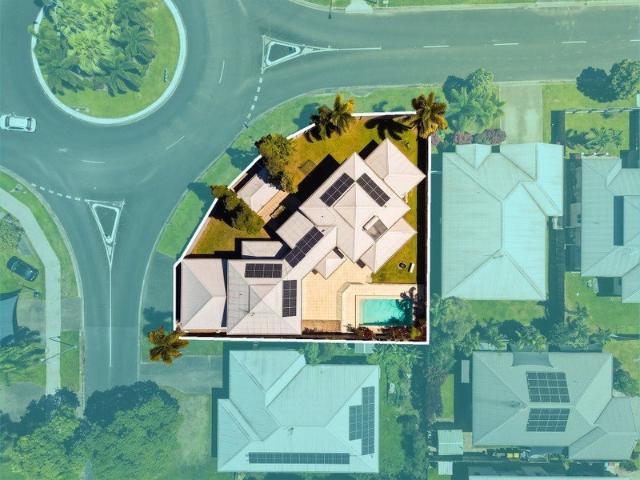 ICON OF THE AREA READY FOR NEW OWNERS