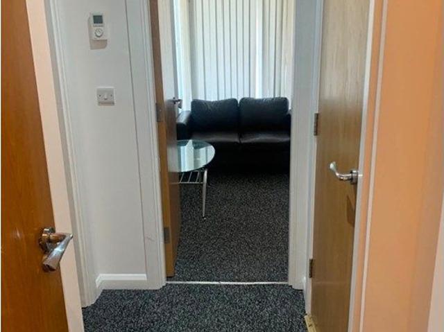 Icon Building, Ilford IG1, 1 bed flat to rent, £1,450 pcm | PrimeLocation