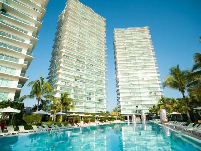 Icon Puerto Vallarta