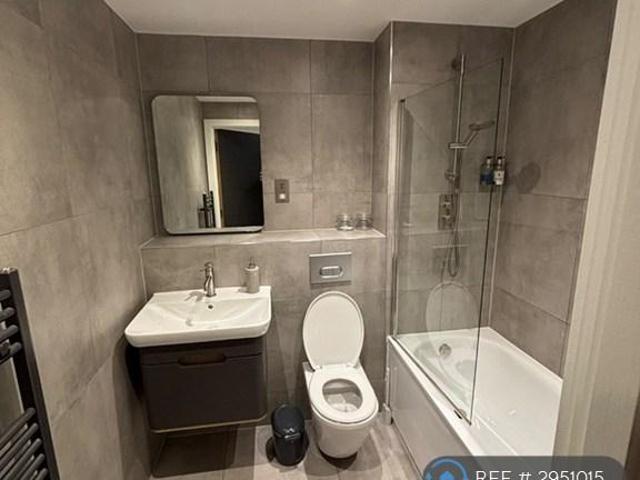 Icona, York, YO31 2 bed flat to rent £1,750 pcm £404 pw