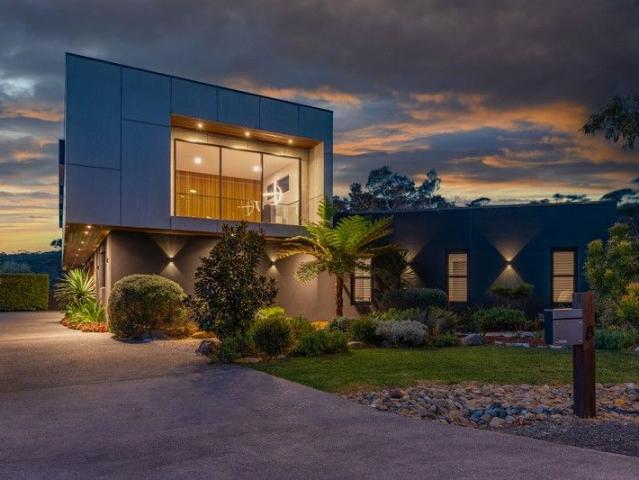 Iconic Coastal Masterpiece in Prestigious Boomerang Beach