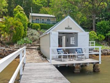 Tuggerah Lake, Jilliby, Wyong Region, Snapper Island