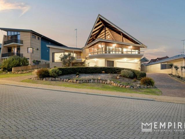 Iconic Architecture, Endless Ocean Views!