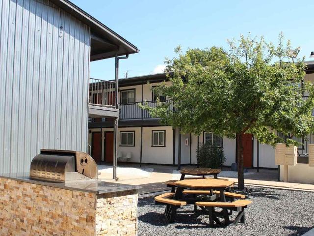 IConic Downtown 1 Bedroom Apartment for Rent at 301 S Burnet St, Round Rock, TX 78664