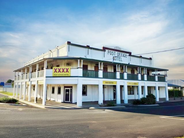 ICONIC REGIONAL PUB WITH GAMING, 33 ROOMS, AND EXPANSION POTENTIAL | Resort Brokers ID: FH008998