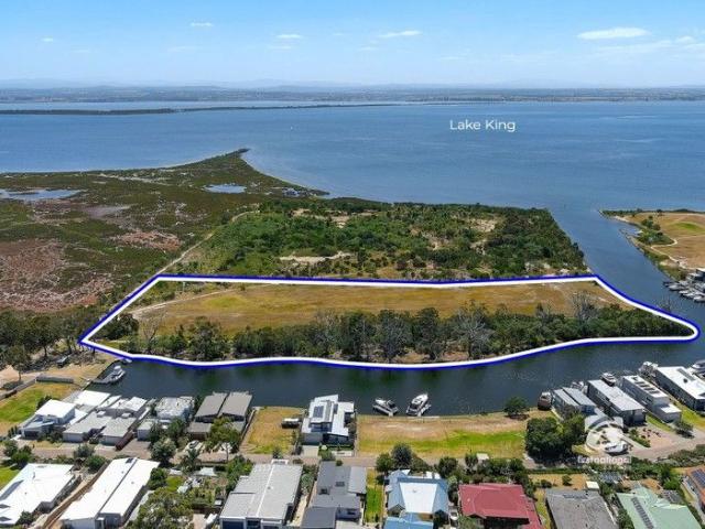 ICONIC WATERFRONT DEVELOPMENT OPPORTUNITY