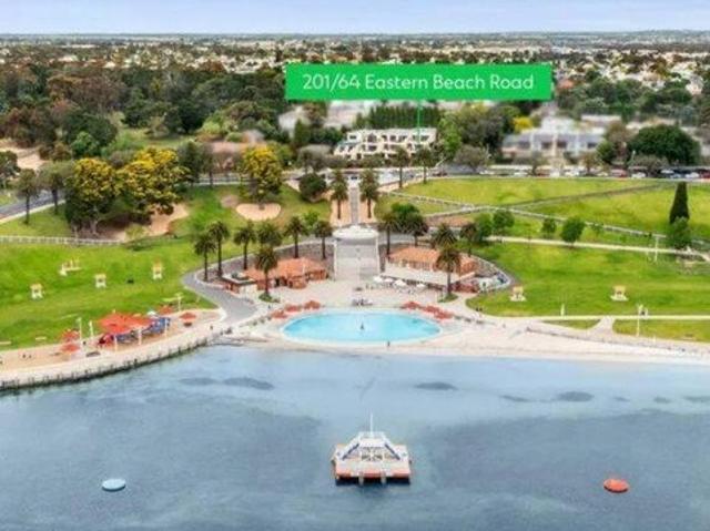 Iconic Waterfront Lifestyle Sensation Fully Furnished