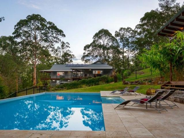 Iconic Yanada Retreat Luxury Lifestyle Family Retreat with Proven Commercial Opportunity