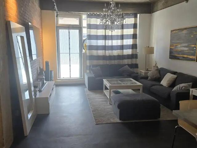 Ice District 2 storey loft with 2 bathrooms and balcony