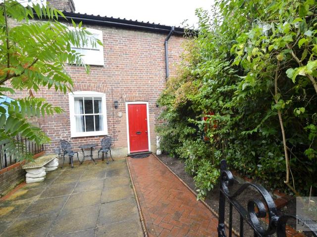 Ice House Lane, Norwich NR1, 2 bed cottage to rent, £1,100 pcm | PrimeLocation