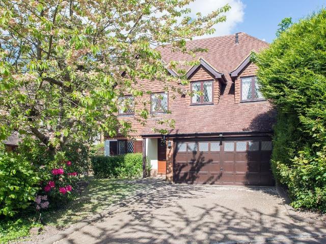 Icklingham Gate, Cobham KT11, 4 bed detached house to rent, £3,950 pcm | PrimeLocation