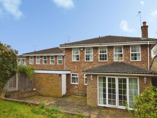 Icknield Close, St Albans AL3, 4 bed detached house to rent, £2,750 pcm | PrimeLocation