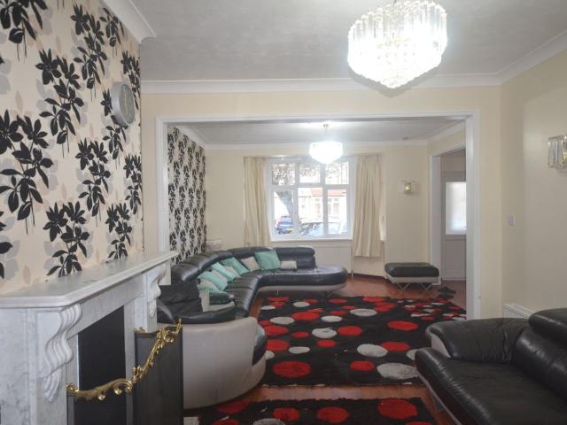 Icknield Drive, Ilford IG2, 4 bed end terrace house to rent, £2,750 pcm | PrimeLocation