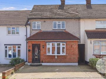 Ibbetson Path, Loughton IG10, 2 bed terraced house to rent, £2,100 pcm | PrimeLocation