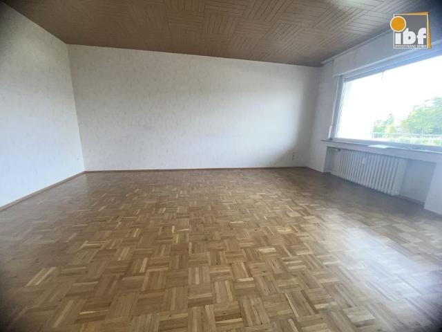 IBF Immo + Wunderschöne 3 ZKDB mit Balkon in Stolberg Mausbach!