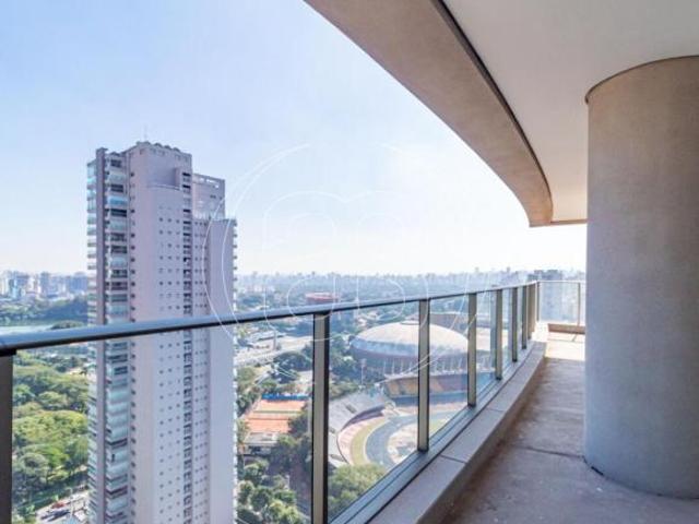 IBIRAPUERA!ALTO PADRÃO!VISTA PARQUE! 632,00 METROS