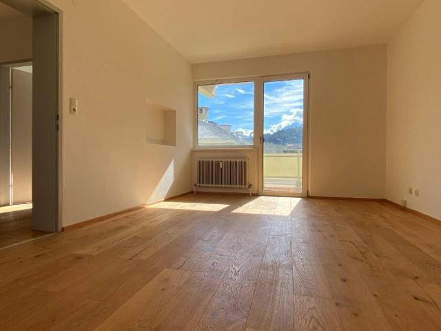 Ibk/Wilten Schöpfstraße: helle 4 Zimmerwohnung mit Süd und Nordbalkon auch wg geeignet Sofortbezug ist möglich