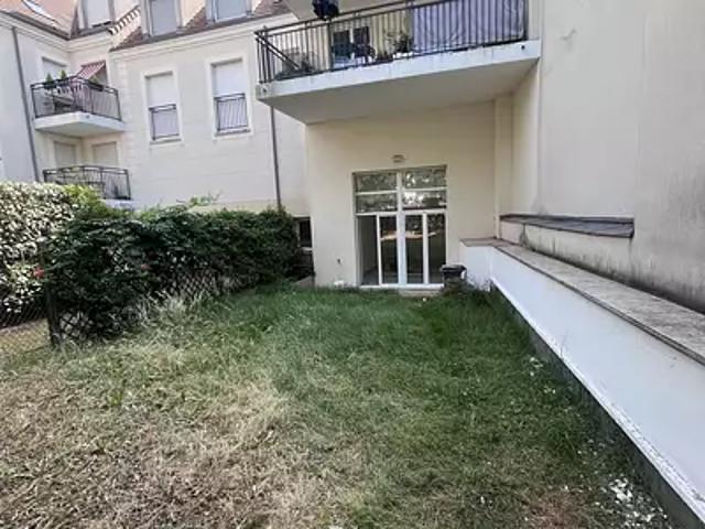 Igny 91430 Location appartement 3 pièces t3 terrasse parking