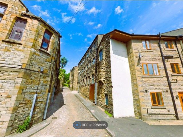Ightenhill Street, Padiham, Burnley BB12, 2 bed flat to rent, £700 pcm | PrimeLocation