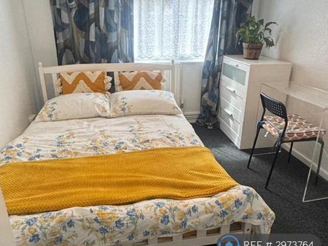 Ightham House, London, SE17 2 bed flat to rent £1,999 pcm £461 pw