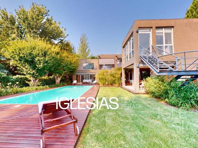 IGLESIAS REAL ESTATE