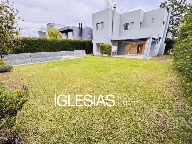 IGLESIAS REAL ESTATE